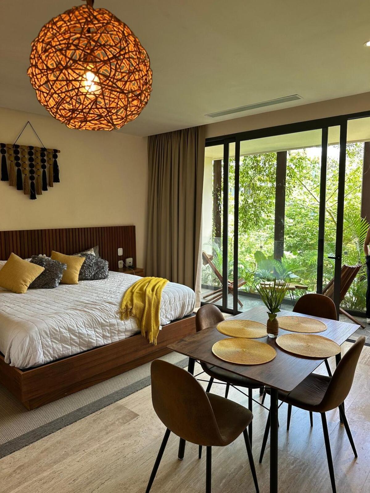 Apartment Private At The *